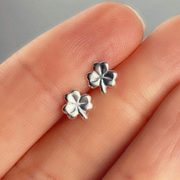 Sterling Silver Four Leaf Clover Stud Earrings - Picture 7 of 12